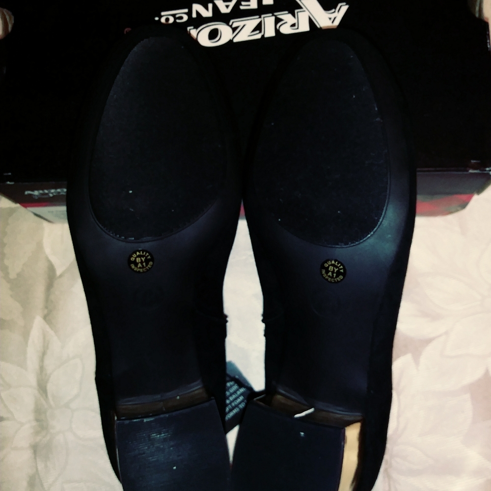 SOLD - Picture 5 of 5